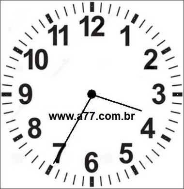 Relógio Marcando 03h35min