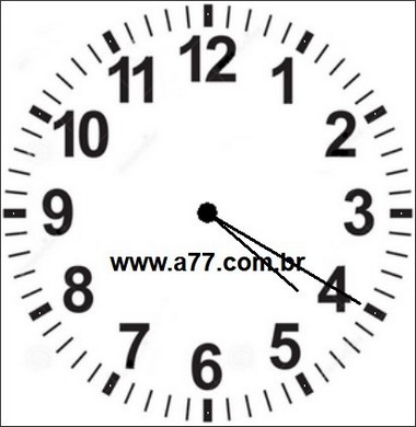 Relógio Marcando 04h20min