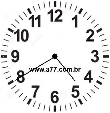 Relógio Marcando 04h40min