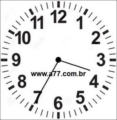 Relógio Marcando 15h35min