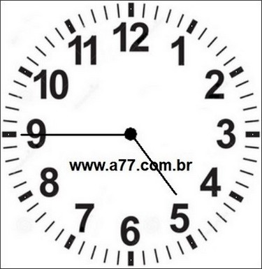 Relógio Marcando 16h45min