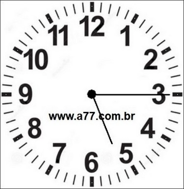 Relógio Marcando 17h15min