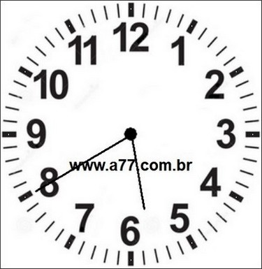 Relógio Marcando 17h40min