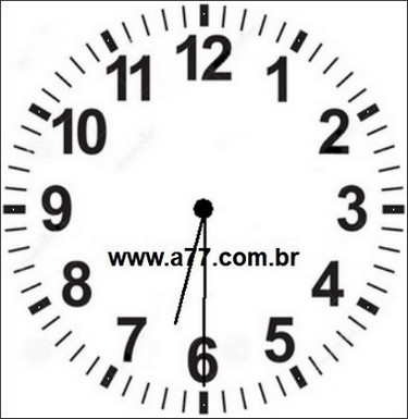 Relógio Marcando 18h30min