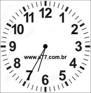 Relógio Marcando 18h35min
