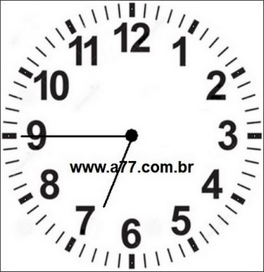 Relógio Marcando 18h45min