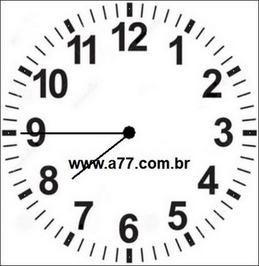 Relógio Marcando 19h45min