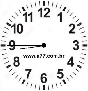 Relógio Marcando 20h45min