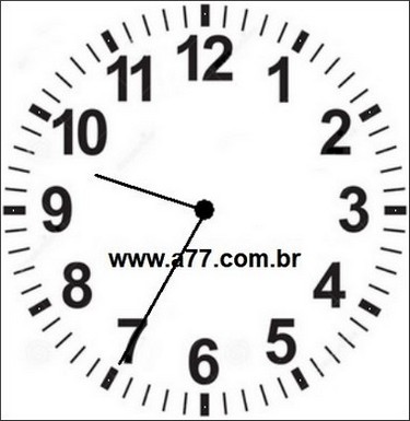 Relógio Marcando 21h35min