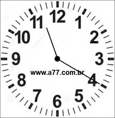 Relógio Marcando 23h20min