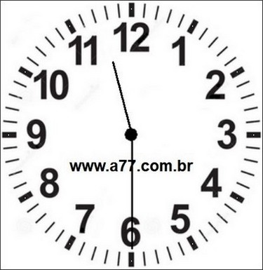 Relógio Marcando 23h30min