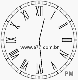 Relógio com Número Romano Marcando 12h29min