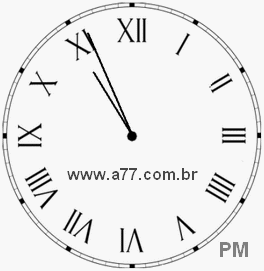 Relógio com Número Romano Marcando 22h56min