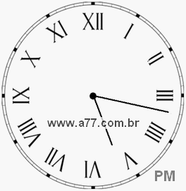 Relógio com Número Romano Marcando 17h17min