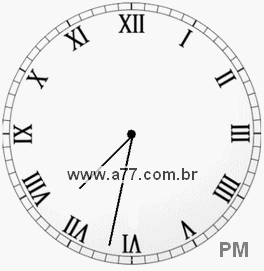 Relógio com Número Romano Marcando 19h32min