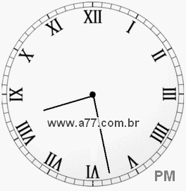 Relógio com Número Romano Marcando 20h28min