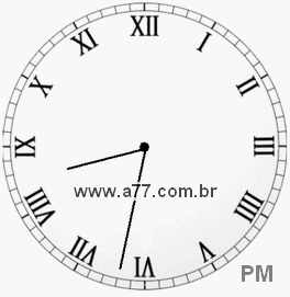 Relógio com Número Romano Marcando 20h32min