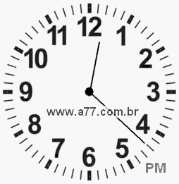 Relógio com Número Arábico Marcando 12h22min