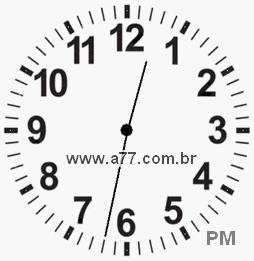 Relógio com Número Arábico Marcando 12h32min
