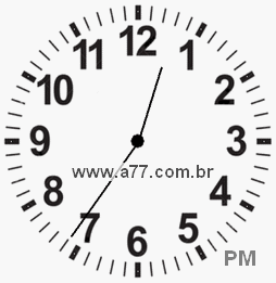 Relógio com Número Arábico Marcando 12h36min