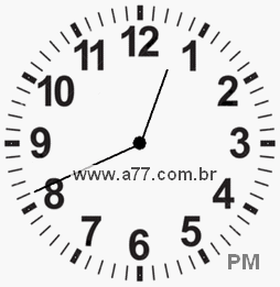 Relógio com Número Arábico Marcando 12h41min