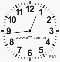 Relógio com Número Arábico Marcando 12h44min
