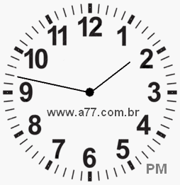 Relógio com Número Arábico Marcando 13h47min