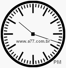 Relógio com Número Arábico Marcando 22h18min