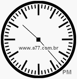 Relógio com Número Arábico Marcando 22h23min