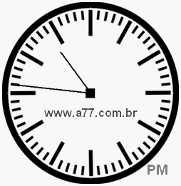 Relógio com Número Arábico Marcando 22h46min