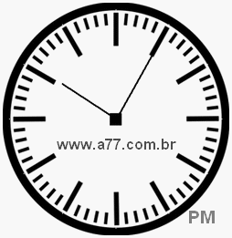 Relógio com Número Arábico Marcando 22h5min