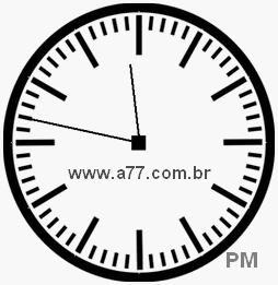 Relógio com Número Arábico Marcando 23h47min