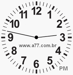 Relógio com Número Arábico Marcando 14h47min