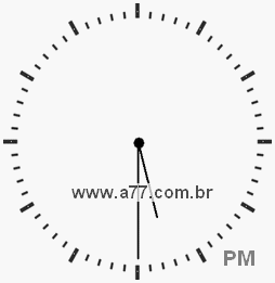 Relógio com Número Arábico Marcando 17h30min