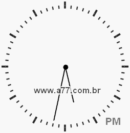 Relógio com Número Arábico Marcando 17h32min
