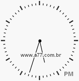 Relógio com Número Arábico Marcando 17h33min