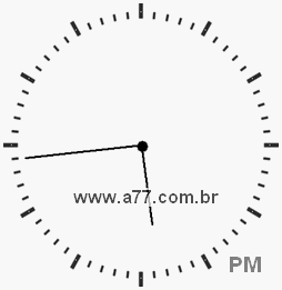 Relógio com Número Arábico Marcando 17h44min