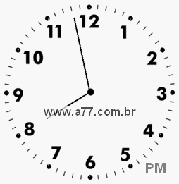 Relógio com Número Arábico Marcando 19h58min