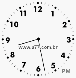 Relógio com Número Arábico Marcando 20h28min